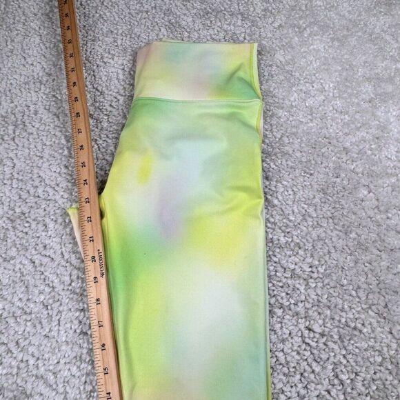 Fabletics Boost 7/8 Legging Blur Lemon Creme NEW FLAWS - Picture 11 of 13